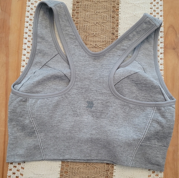 All In Motion Seamless Medium Support Racerback - Picture 5 of 5